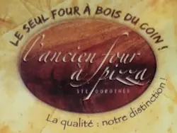 Ancien Four A Pizza