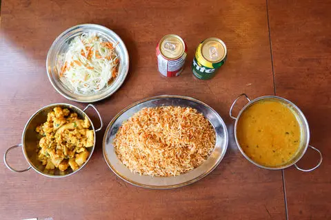 Mama Khan photo 3