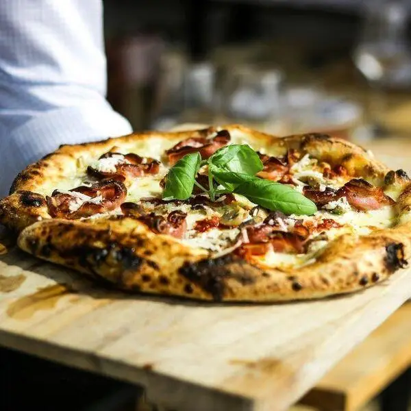 Regina Pizzeria photo 2