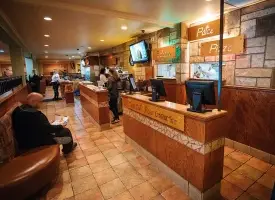 Restaurant Bravo St-Lazare Pizzeria photo 7