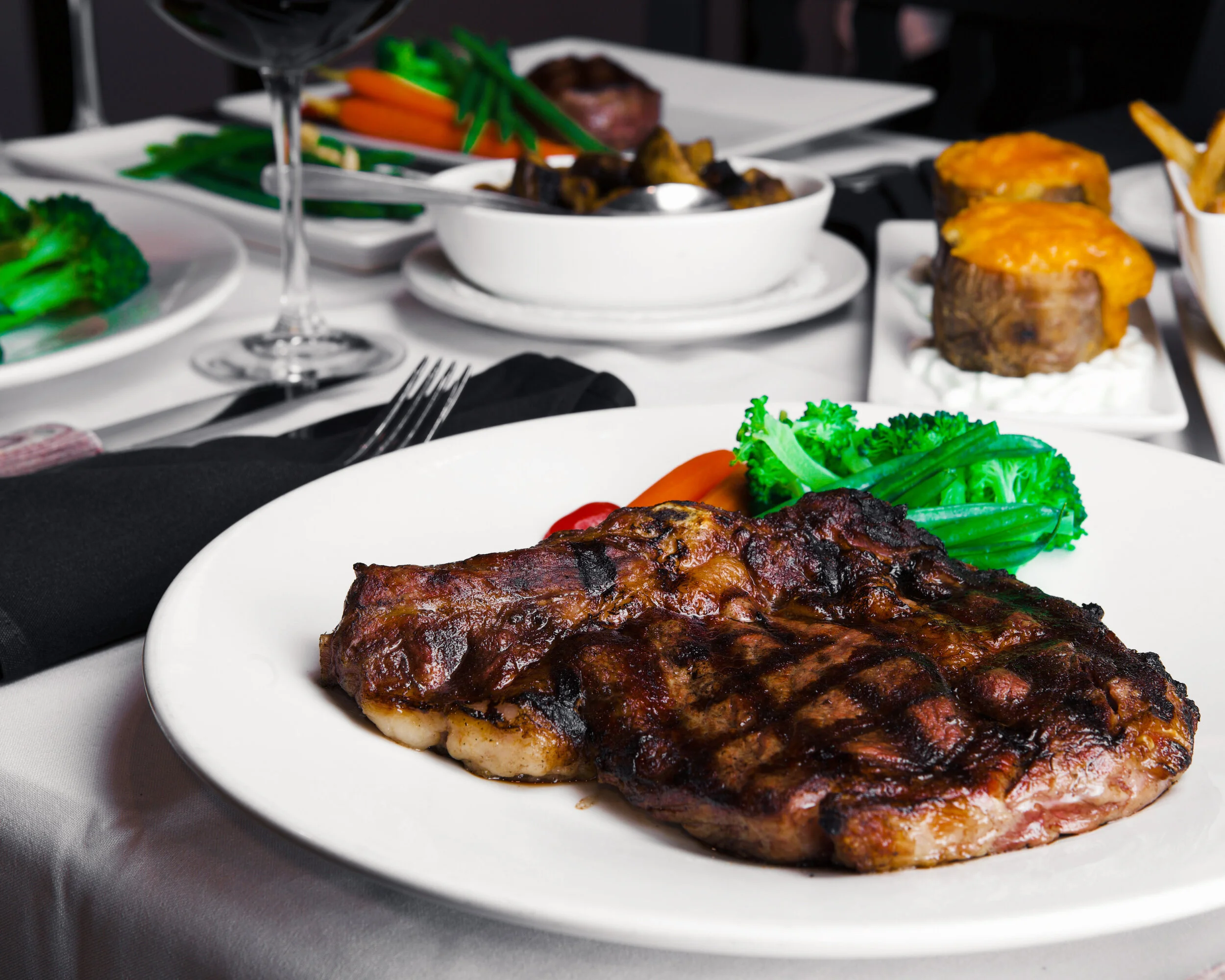 Rosebowl Steak & Seafood photo 3